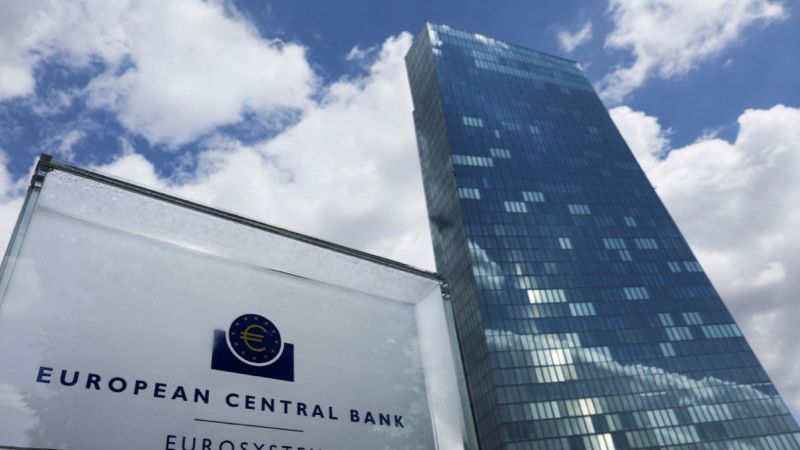 European Central Bank - Sumber: Reuters