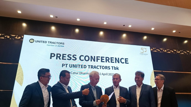 United Tractors (UNTR) Tepis Kabar Akuisisi Tambang Milik Rajawali Grup (ARCI)