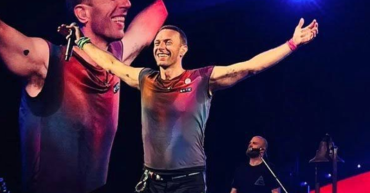 Konser Coldplay, Chris Martin : Pinjam Dulu Seratus!