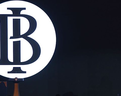 BI MEMPERTAHANKAN BI-RATE 4.75%