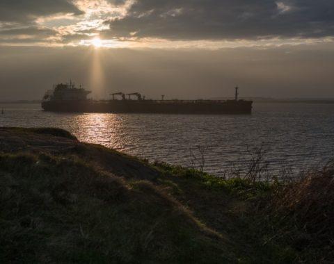 📣Iran Buka Selat Hormuz Secara Terbatas